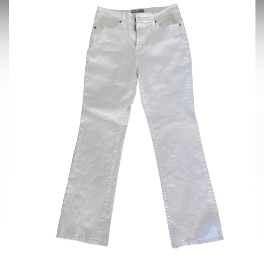 Chico's Platinum Flare White Jeans size 1.5